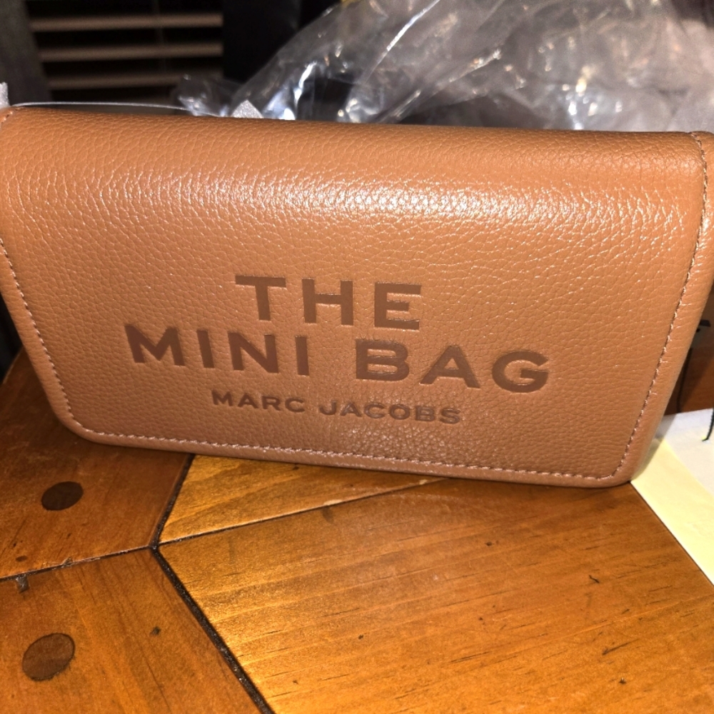 Brand New Marc Jacobs ' The mini bag" in argan oil